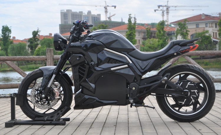 دراجة رياضية كهربائية عالية ال - مراجعة 72V 5000W Electric Motorcycle وسعره